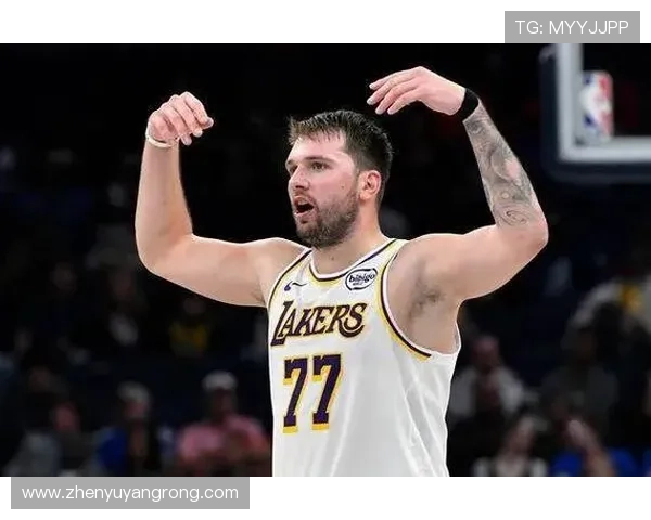 东契奇首节轰23分追平科比库兹马纪录创队史新高